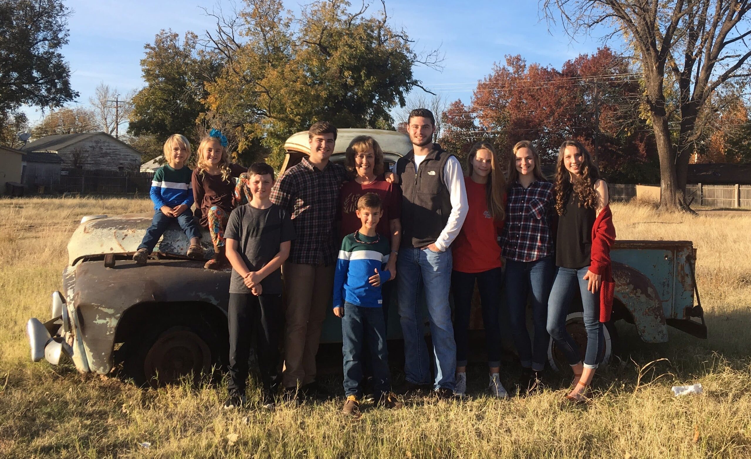 12 – 2023 Mimi_s Reserve – Mimi Lileesa with all Grandkids